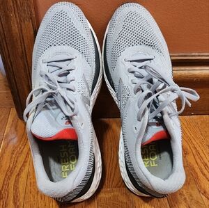 Men's New Balance 880 shoes